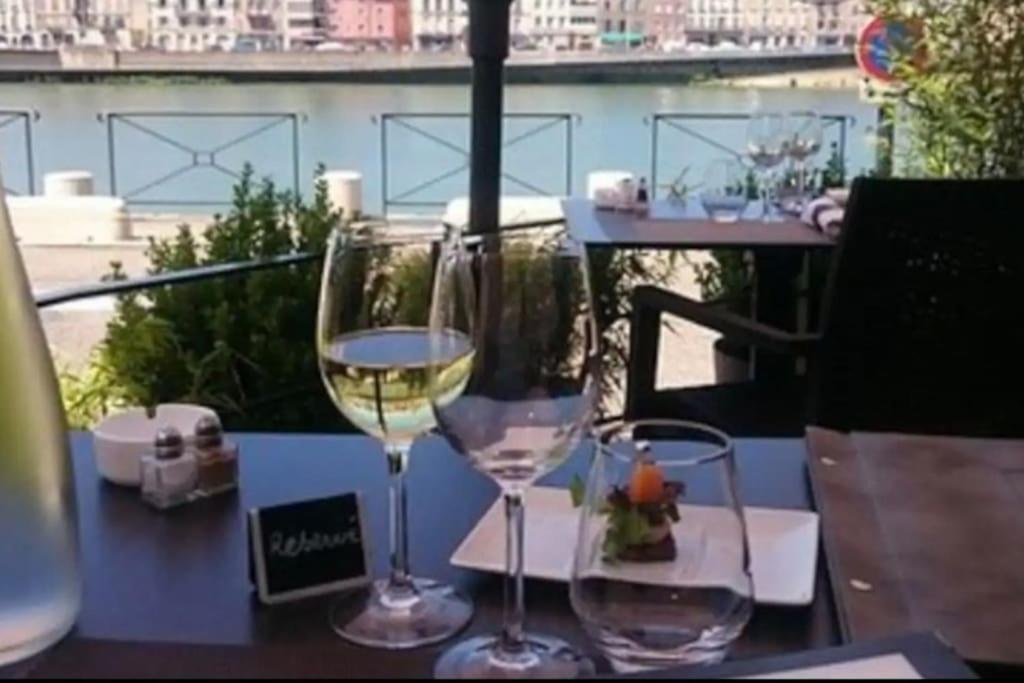 Detente Centre Historique De Macon Avec Spa Et Cine Dış mekan fotoğraf