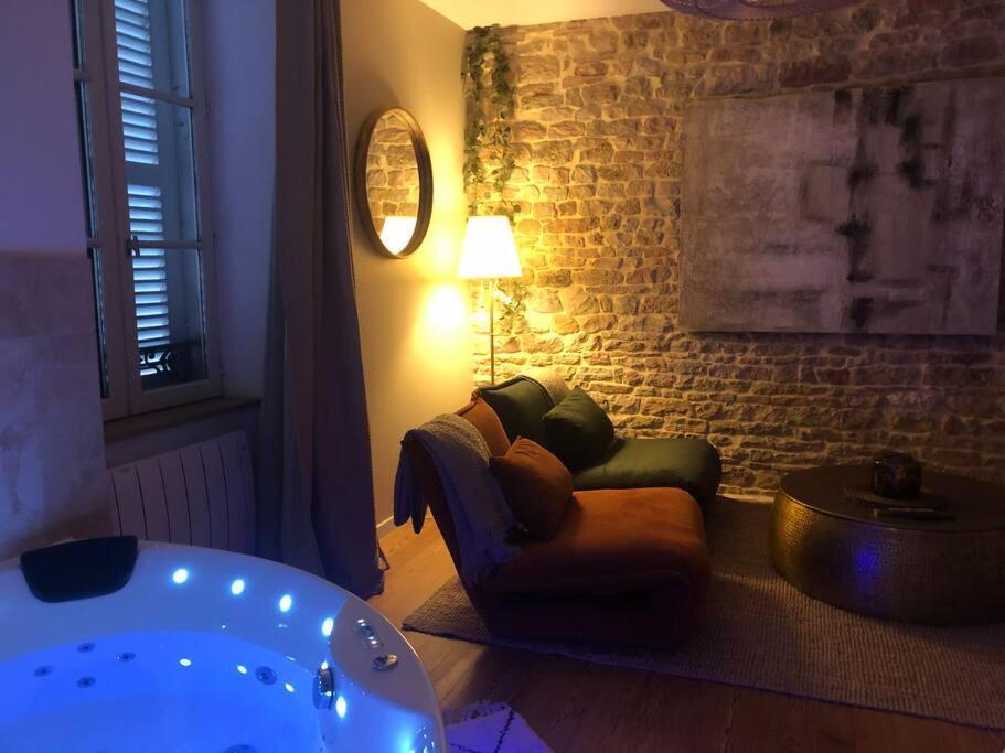 Detente Centre Historique De Macon Avec Spa Et Cine Dış mekan fotoğraf